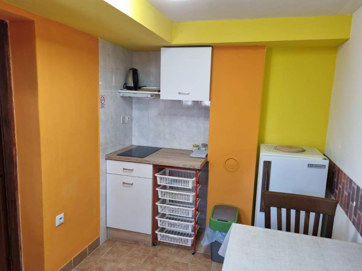 Apartments Jelena Peroj Eksteriør billede